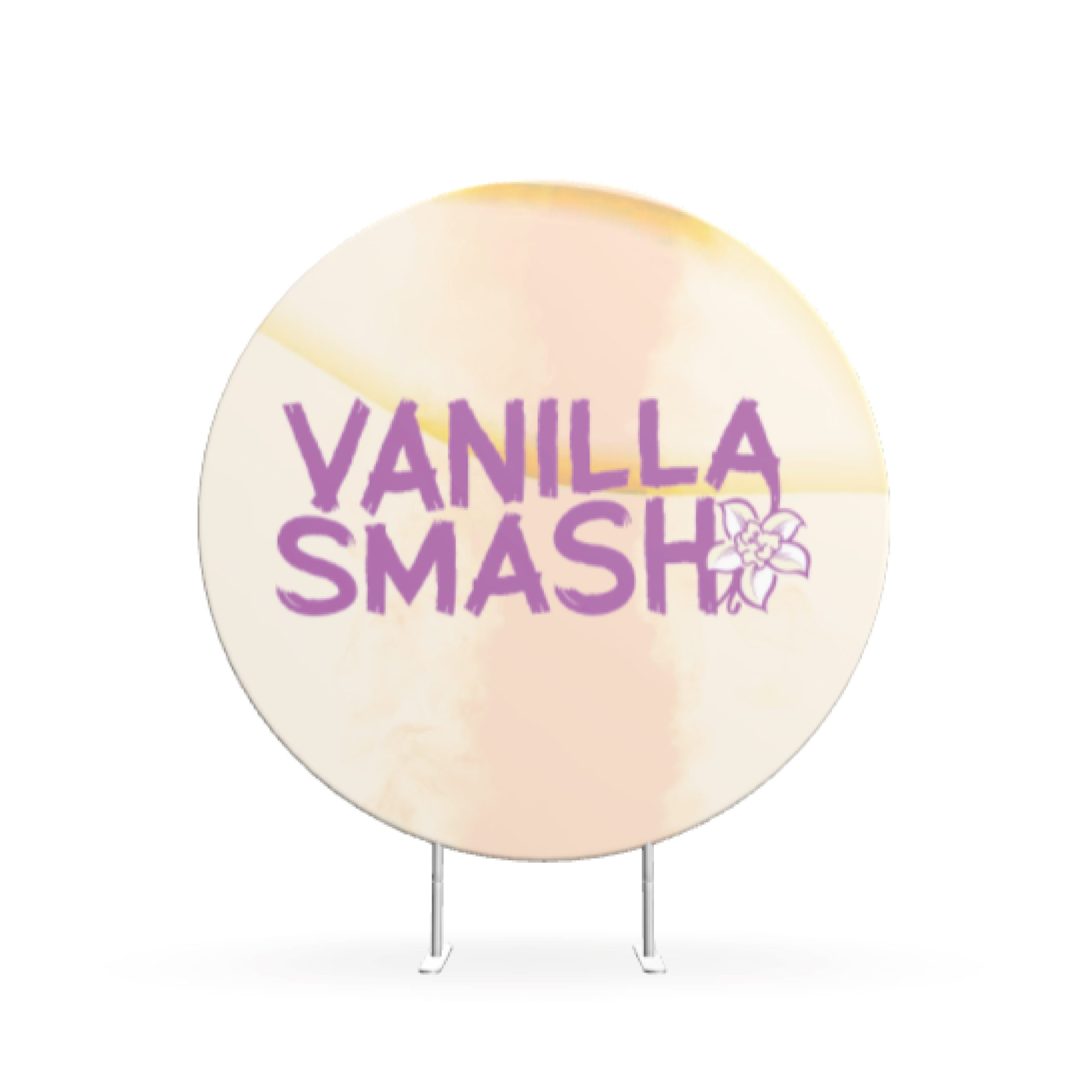 Owalna ścianka tekstylna z nadrukiem, zamontowana na stabilnej aluminiowej konstrukcji. Element scenografii muzycznej.